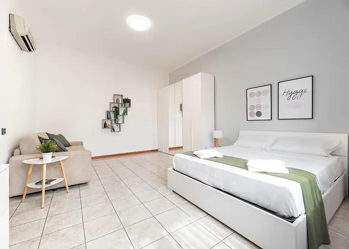 Italstay - Aspetti Shining 9 - 2 Min Tram Stop